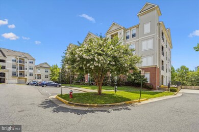 11350 Aristotle Dr unit 7-202, Fairfax, VA 22030 - photo 3