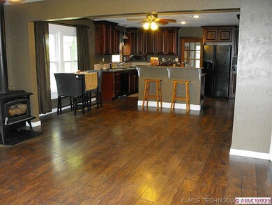 Laminate Wood Flooring in Living, Kitchen & Main B