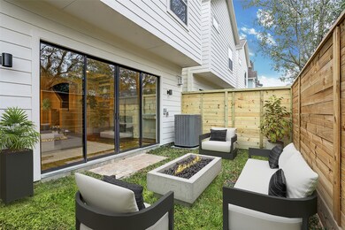 854 Fisher St, Houston, TX 77018 - photo 7