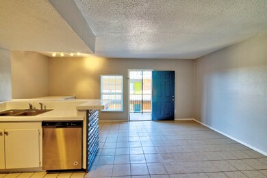 935 Byrne St unit 20, Houston, TX 77009 - photo 6