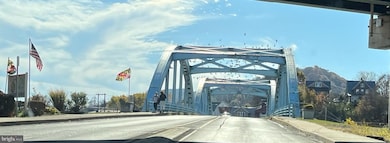 16 E Second Ave, Ridgeley, WV 26753 - photo 4