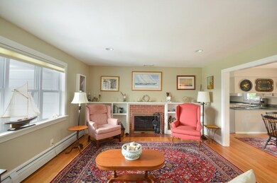 31 Wilson St, South Dartmouth, MA 02748 - photo 6