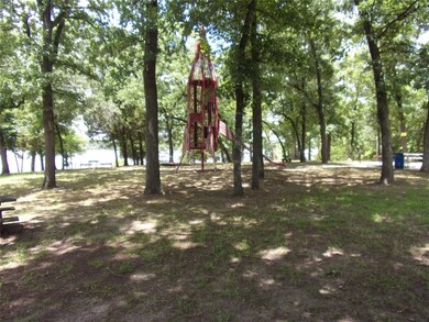 555 and 559 Holly Glen, Callender Lake, TX 75778 - photo 7