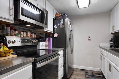 6564 Charles St, Shawnee, KS 66216 - photo 4