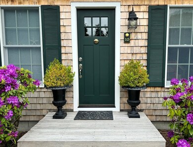 10 Lauras Way, Oak Bluffs, MA 02557 - photo 4