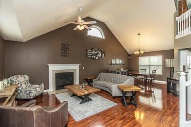 1817 Aurora Ave, Lewis Center, OH 43035 - photo 2