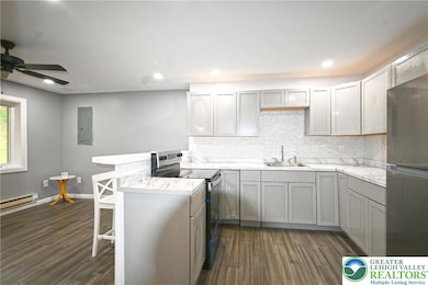 639 Dixon St, Allentown, PA 18103 - photo 4