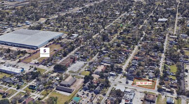 514 Berry Rd, Houston, TX 77022 - photo 2