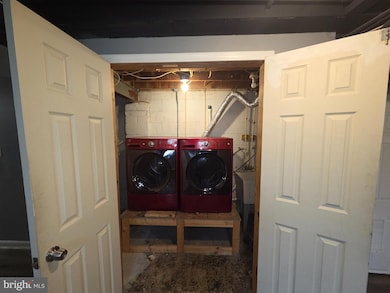 1668 Kirkwood Rd, Gwynn Oak, MD 21207 - photo 6