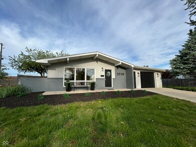 1718 South Dr, Columbus, IN 47203 - photo 2