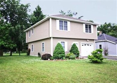 11 N Arthur St, Ludlow, MA 01056 - photo 2