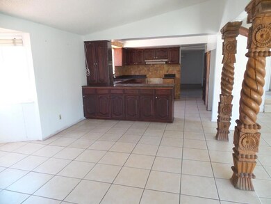 1636 Vista de Oro Dr, El Paso, TX 79935 - photo 7