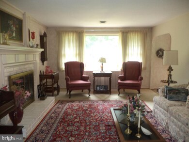 5656 W Mount Aventine Rd unit W, Indian Head, MD 20640 - photo 2