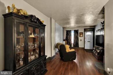 410 N 13th St, Reading, PA 19604 - photo 7