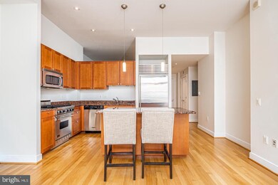 The Columbia Residences unit 521, Washington, DC 20037 - photo 5