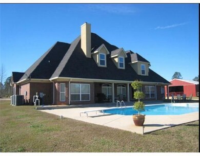 6102 Highway 63 S unit A, Lucedale, MS 39452 - photo 3