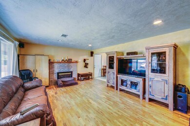 103 Victoria Way, Central Point, OR 97502 - photo 3