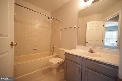303 Mcdaniel Dr, Purcellville, VA 20132 - photo 3