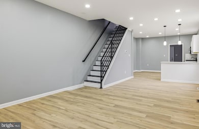 908 N 24th St, Camden, NJ 08105 - photo 7