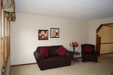 863 Wedgewood Dr, Marysville, OH 43040 - photo 6