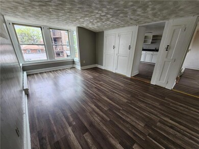 610 W Allen St, Allentown, PA 18102 - photo 4