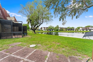 8925 Palm Tree Ln unit 8925, Pembroke Pines, FL 33024 - photo 3