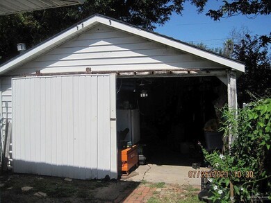 1004 S Missouri Ave, Weslaco, TX 78596 - photo 3