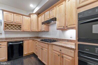 7117 Mason Grove Ct unit 6, Alexandria, VA 22306 - photo 6