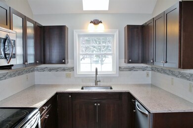 170 Hayes Ave, South Burlington, VT 05403 - photo 7