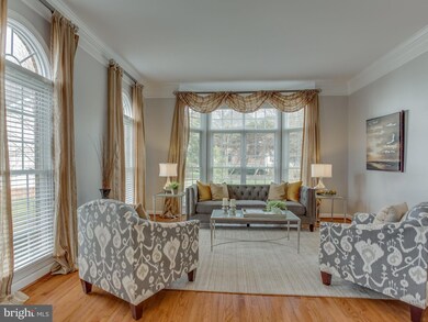 6694 Valley Brook Dr, Falls Church, VA 22044 - photo 7