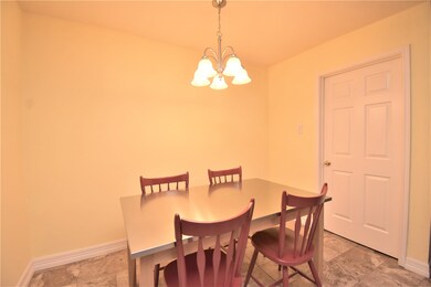 2935 Community Dr, Alvin, TX 77511 - photo 6