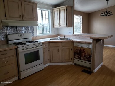 24045 N St Louis St, Paulden, AZ 86334 - photo 5