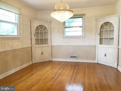 808 Hilltop Rd, Cinnaminson, NJ 08077 - photo 5