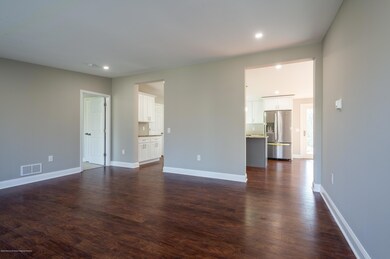 04_45ElyHarmonyRoad_10001_LivingRoom_HiR