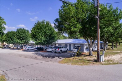 311 E Phoenix St unit 325, Lake Placid, FL 33852 - photo 6