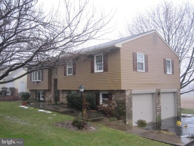 51 S Reamstown Rd, Stevens, PA 17578 - photo 3