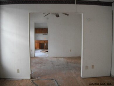 172 2nd Ave, Troy, NY 12180 - photo 2