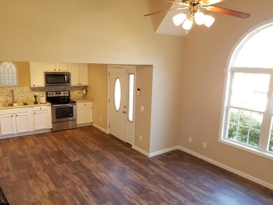 314 Preservation Cir, Johnson City, TN 37601 - photo 7