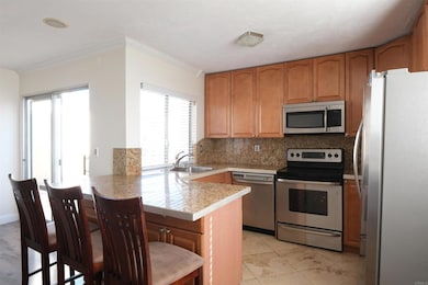 3246 Ashford St unit D, San Diego, CA 92111 - photo 5