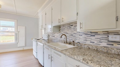 10 Leighton St, Waterville, ME 04901 - photo 7