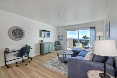 6675 Paseo Del Norte unit B, Carlsbad, CA 92011 - photo 2