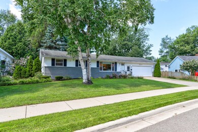 222 S Park St, Zeeland-3