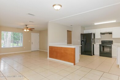004-photo-living-room-11433589