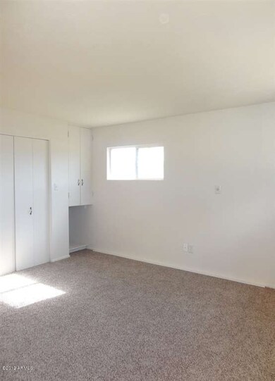 05 - Split master bedroom has separate e