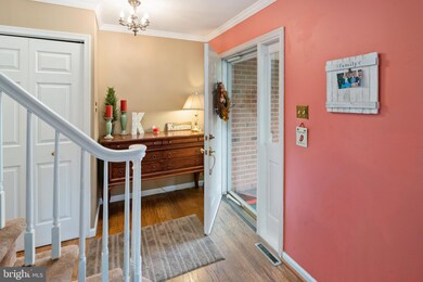 498 Old Mill Dr, Langhorne, PA 19047 - photo 4