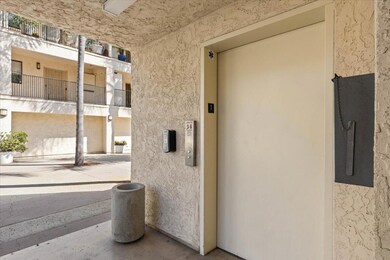 Plaza Arizona unit 107, San Diego, CA 92116 - photo 4