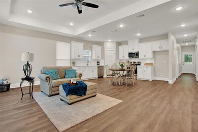 1016 Pine St, Bonham, TX 75418 - photo 5