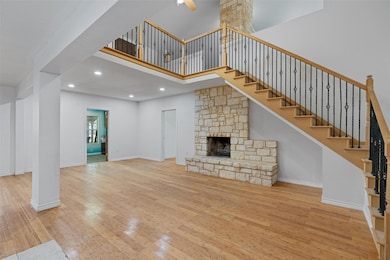 601 Deertrail Dr, San Marcos, TX 78666 - photo 2