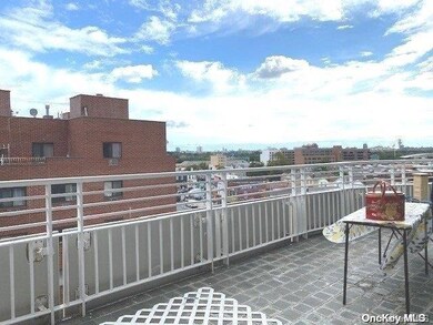 Regency Plaza unit 7, Flushing, NY 11355 - photo 5