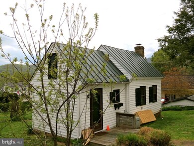 250 Main St, Washington, VA 22747 - photo 2